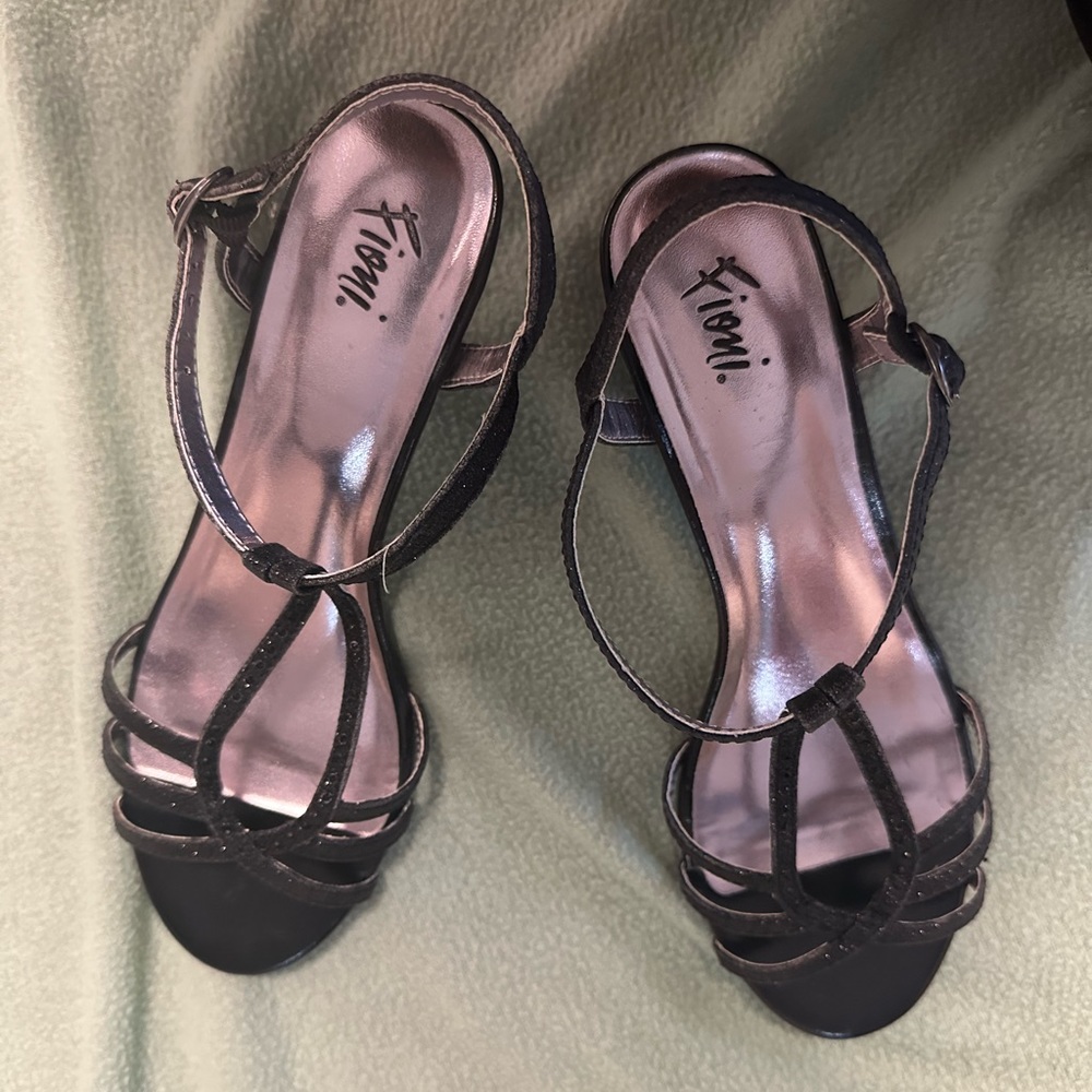 Strappy kitten heel sandal - black/black rhinestone.